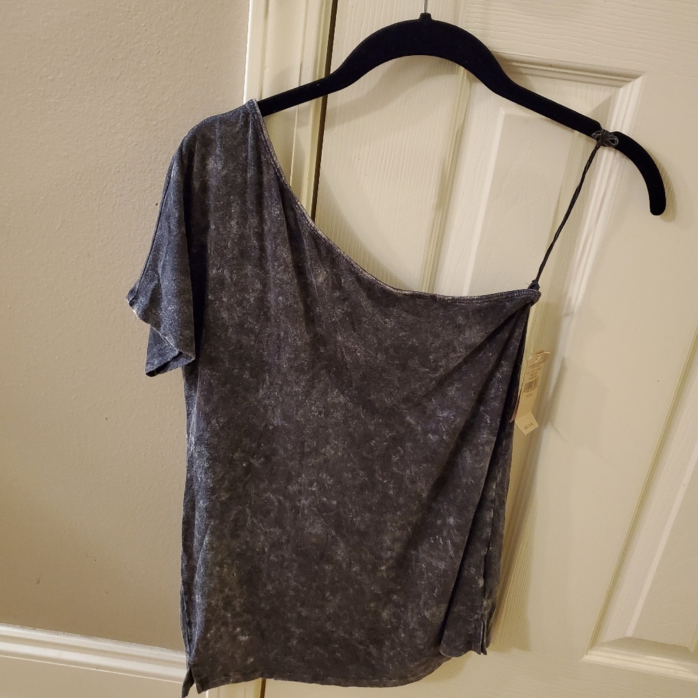 NWT American Eagle Tee